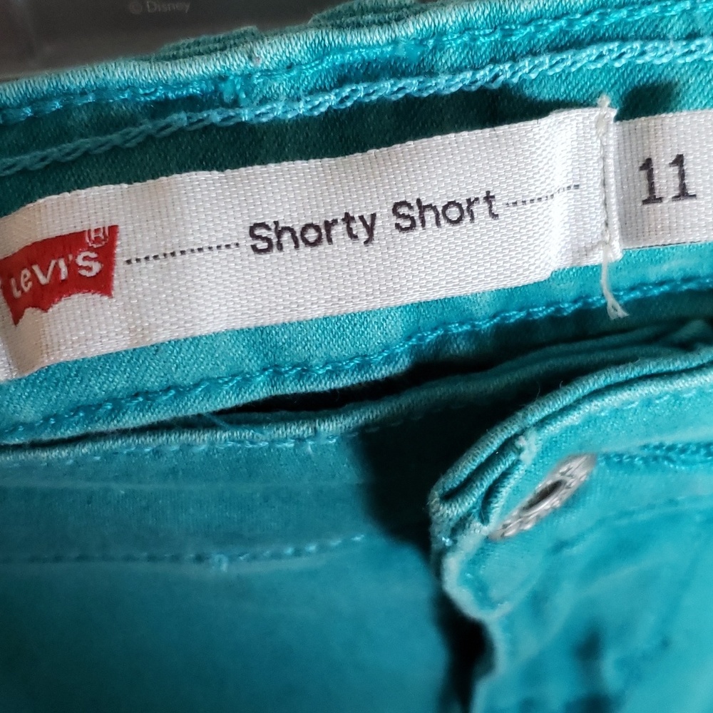 Levi's 11/12 teal shorty shorts - Picture 4 of 4